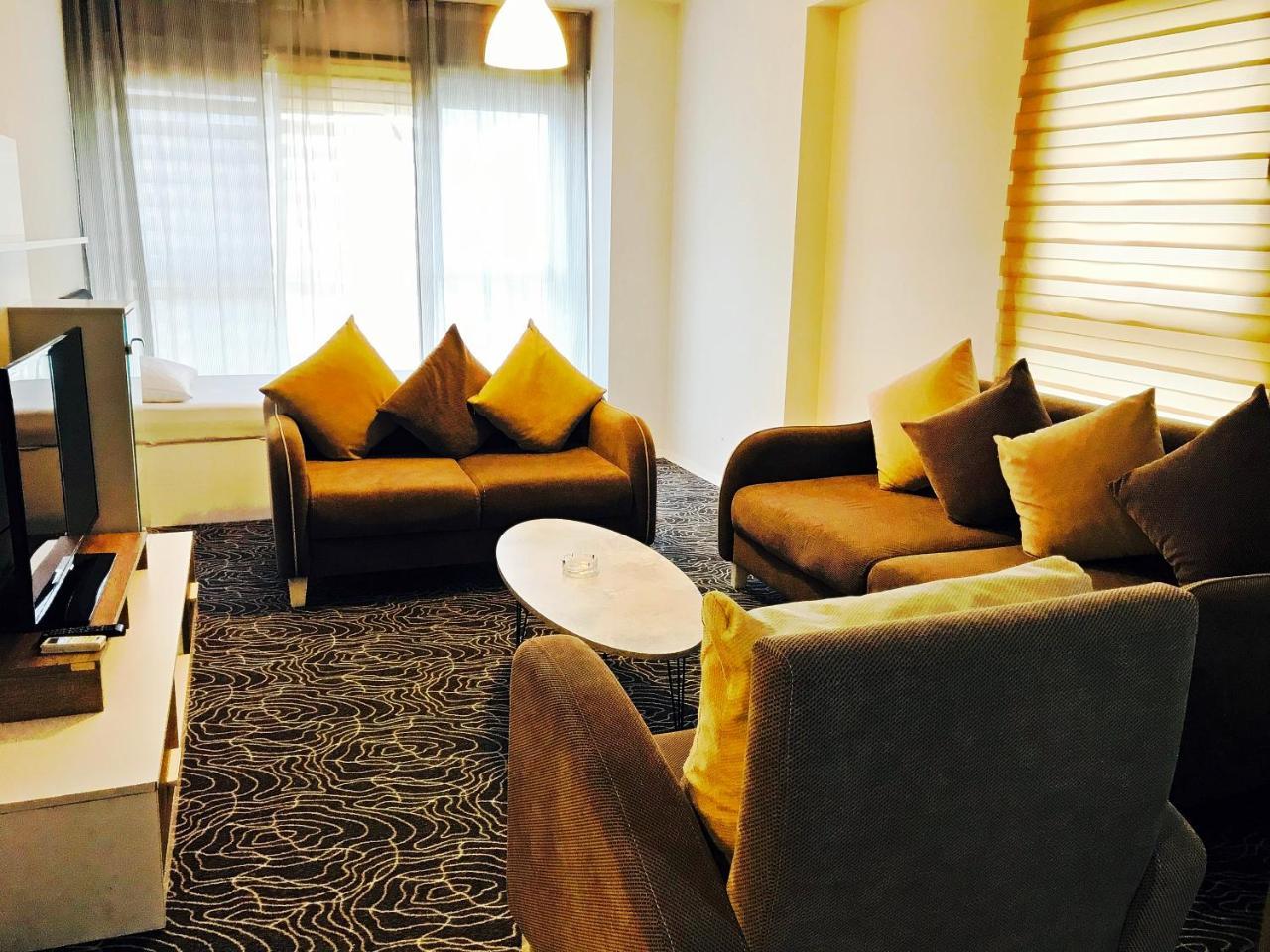 Merze Suite Konaklama Istanbul Exterior foto